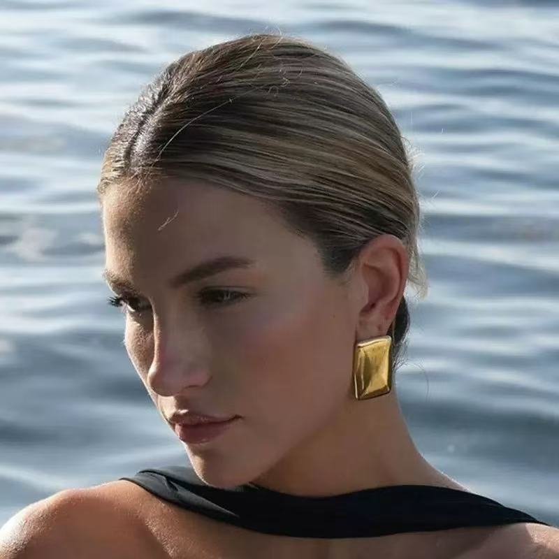 Geometric irregular rectangular modern gold and silver metal light luxury earrings