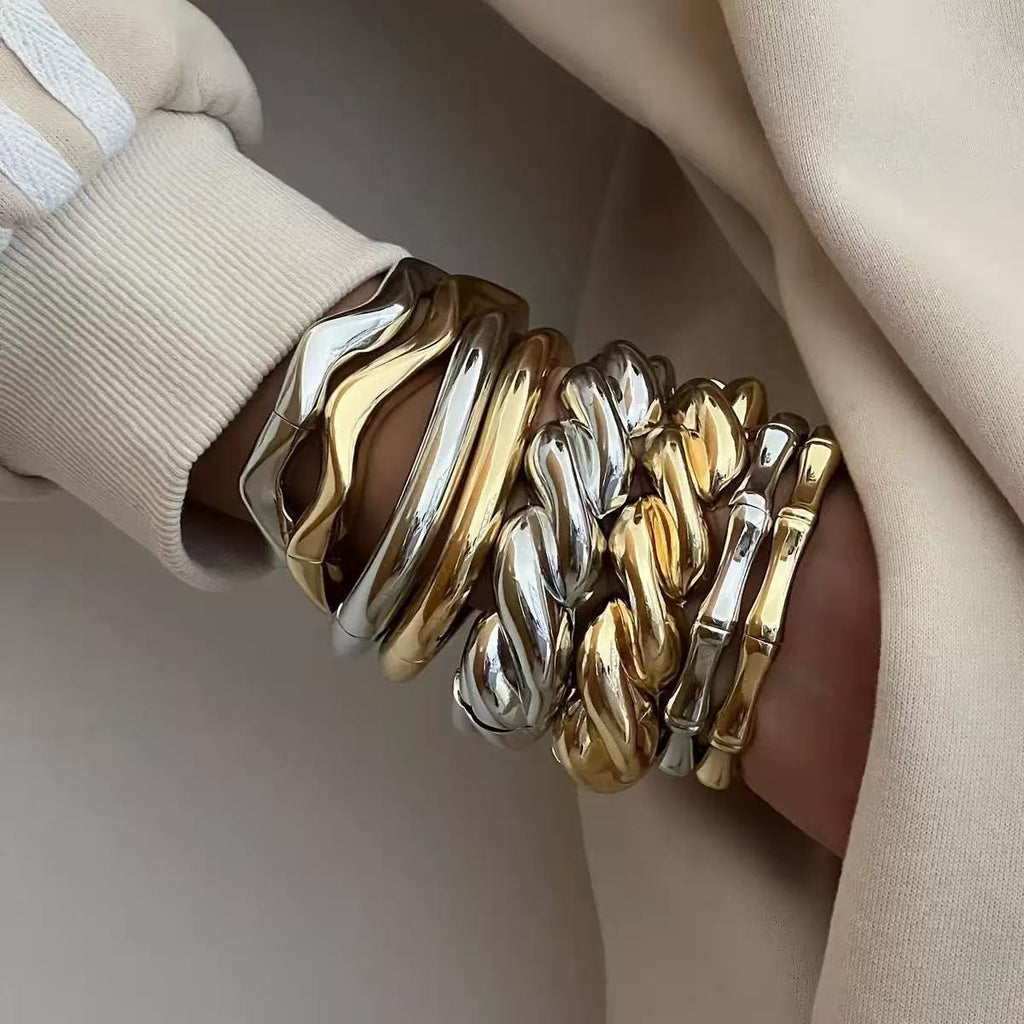 Irregular alloy bracelet, high-end glossy finish, new style, simple and elegant, understated luxury, niche.
