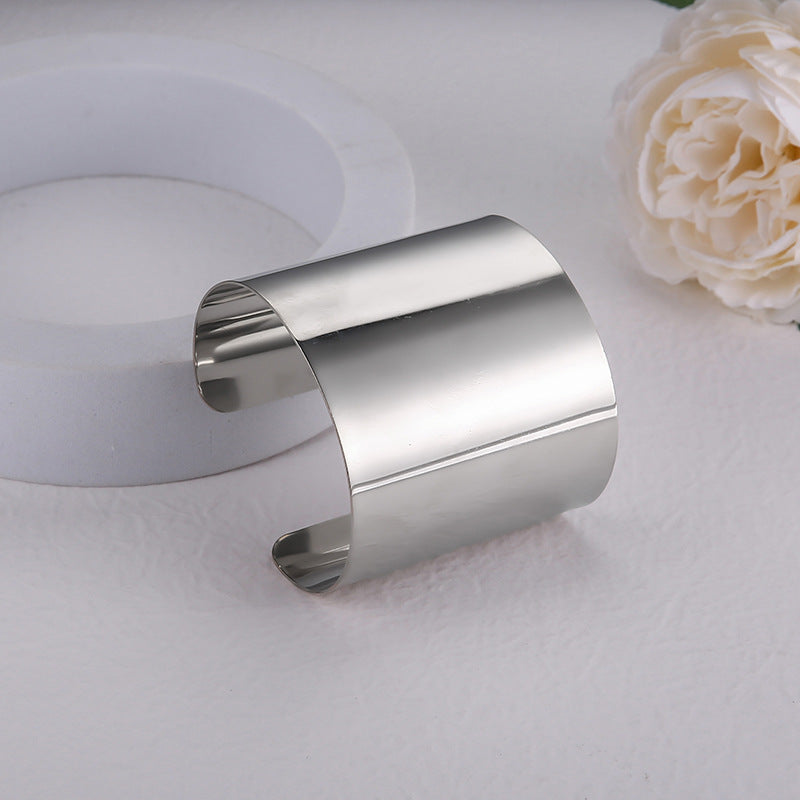 Fashionable metal bracelet, versatile gold smooth wide version bracelet/wristband
