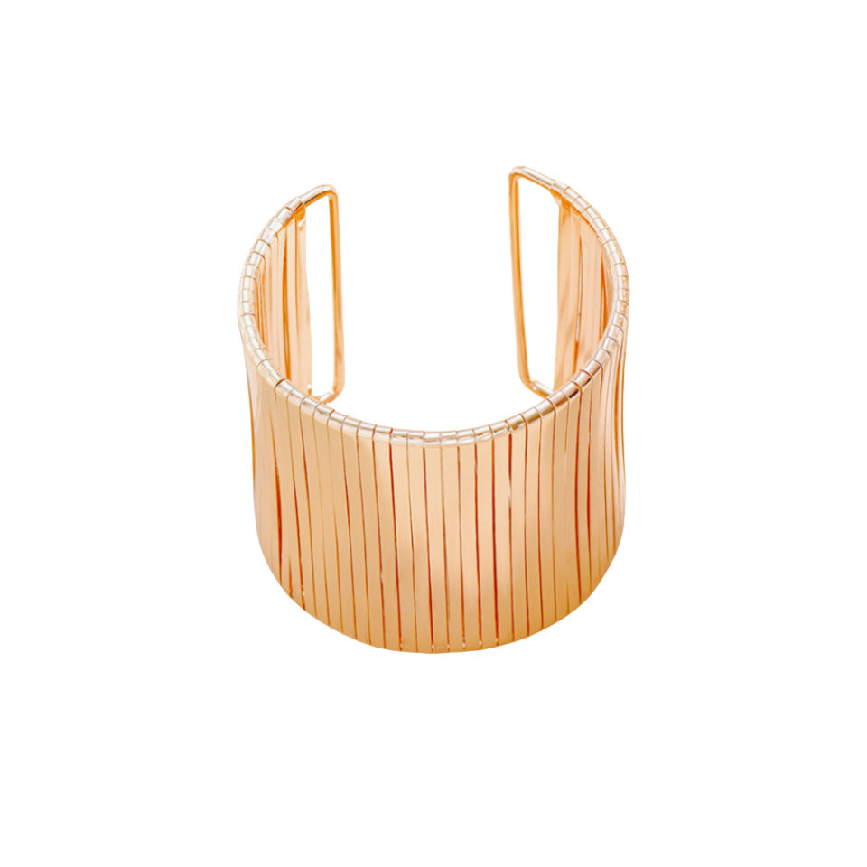 Trendy, exaggerated geometric wide-opening bracelet for women, minimalist and unique, exquisite and fashionable jewelry.