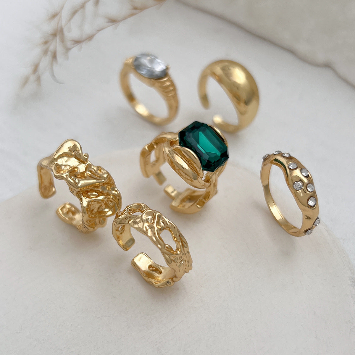 Luxury Rhinestone Knuckle Ring Set, Liquid Style Geometric Smooth Lava Ring, Cross-border Instagram Ring
