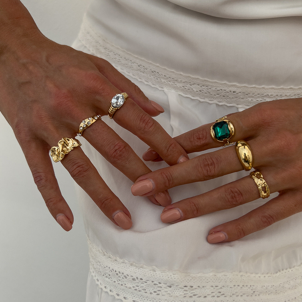 Luxury Rhinestone Knuckle Ring Set, Liquid Style Geometric Smooth Lava Ring, Cross-border Instagram Ring