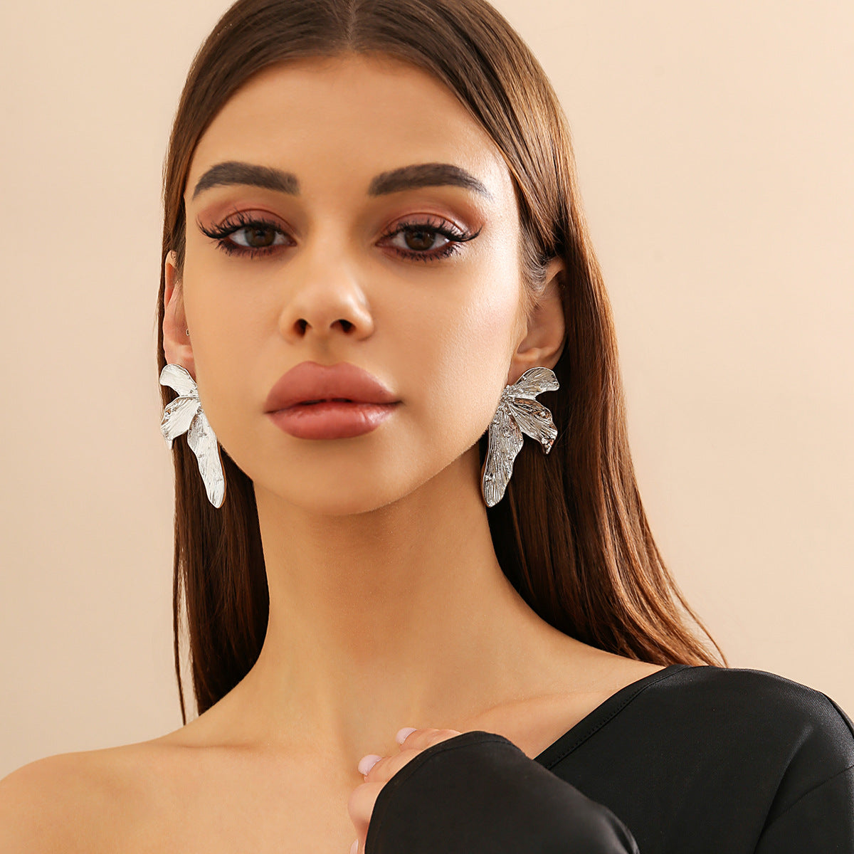 Elegant Silver Textured Leaf Statement Earrings