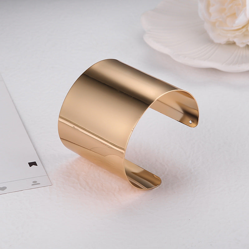 Fashionable metal bracelet, versatile gold smooth wide version bracelet/wristband